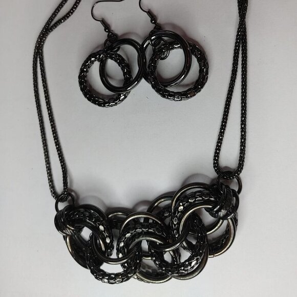 5/$100 Vintage Jewelry SET Necklace & Earrings Gun Metal Chain Chunky Rings - Picture 10 of 11